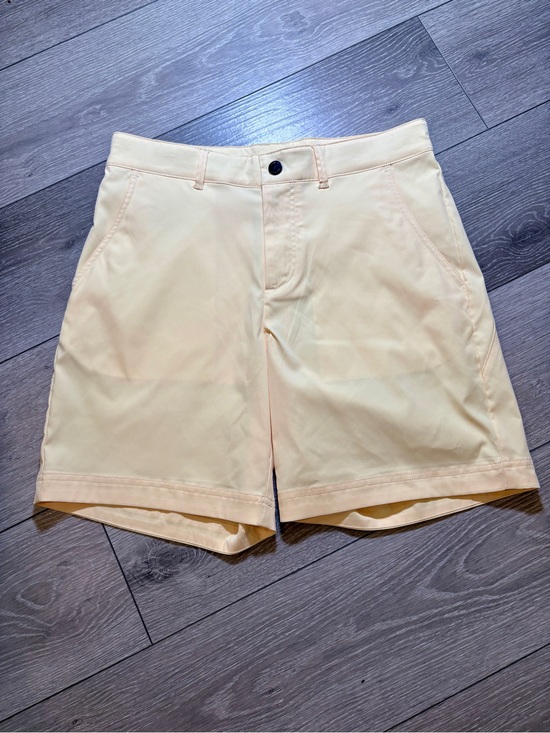 Bogner Pants - Bogner Koralie Light Yellow Functional Golf Shorts Size 6